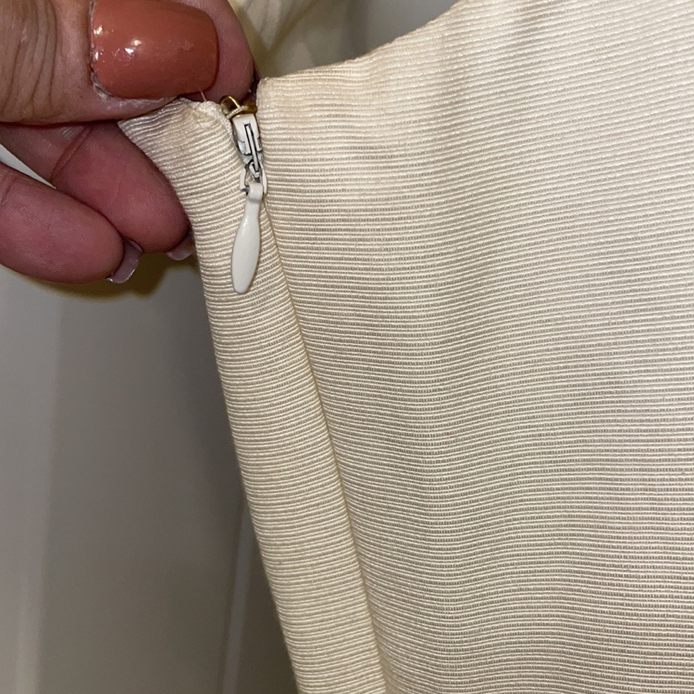 Euc Kate Spade ♠️ New York cream, bow, pleated dress size approx 10-12 - Picture 5 of 7